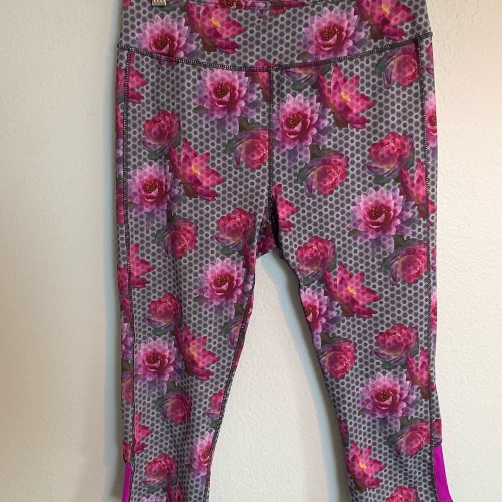 Kyodan Capris work out pants